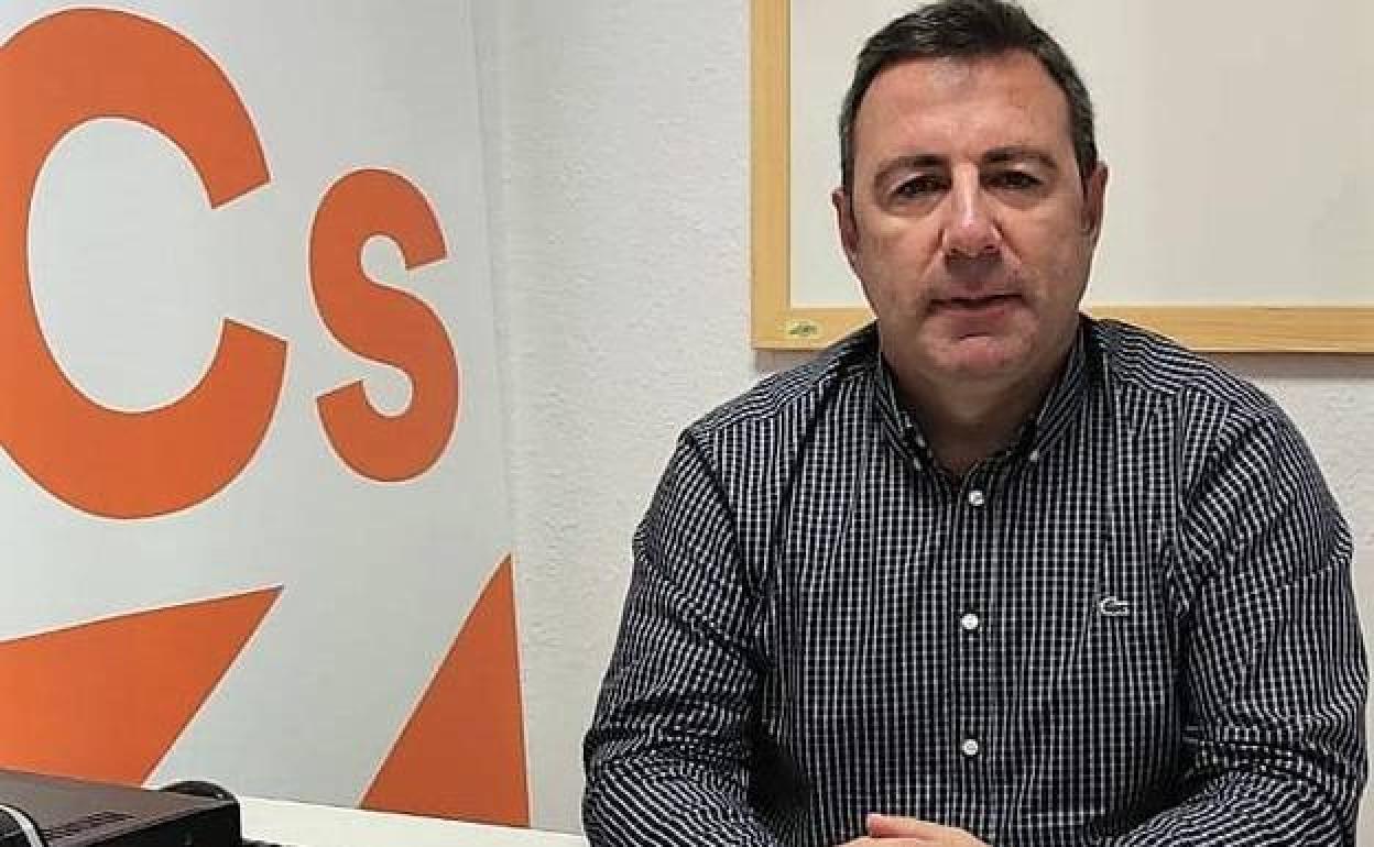 Cs Roquetas pregunta por el reciclaje con incentivos aprobado el año pasado