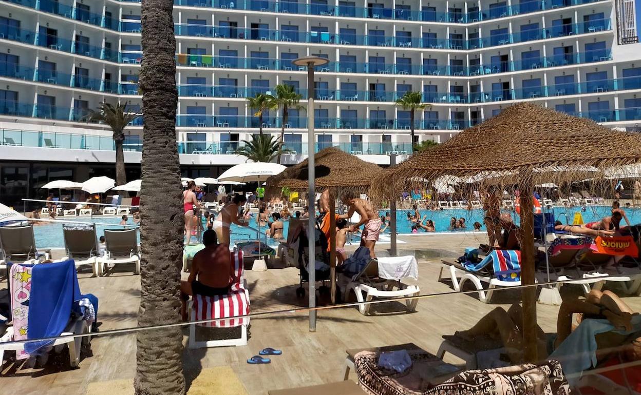 El sector turístico teme un apagón de clientes en cuestión de una semana