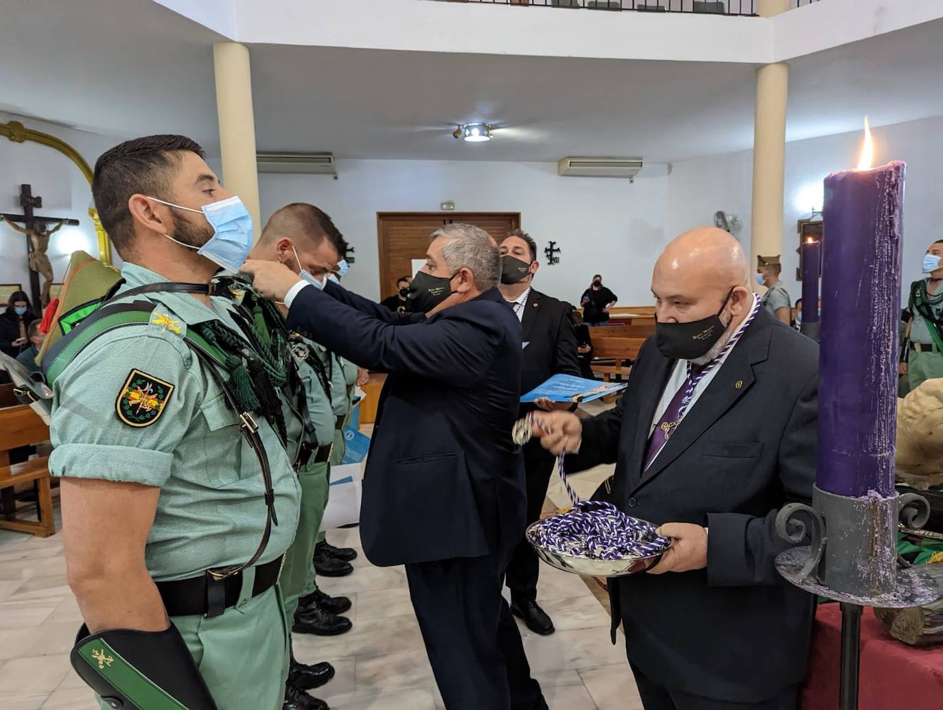 Fotos: La Legión vela al Cristo de la Buena Muerte de Roquetas