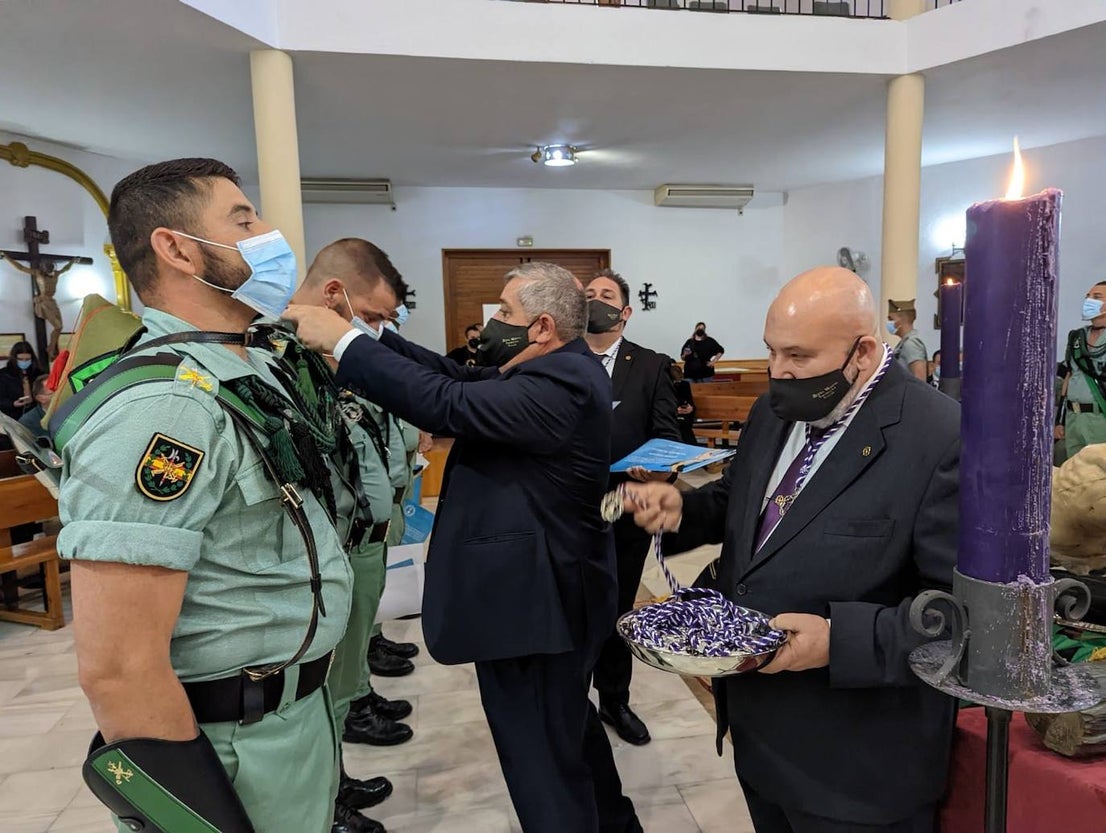 Fotos: La Legión vela al Cristo de la Buena Muerte de Roquetas