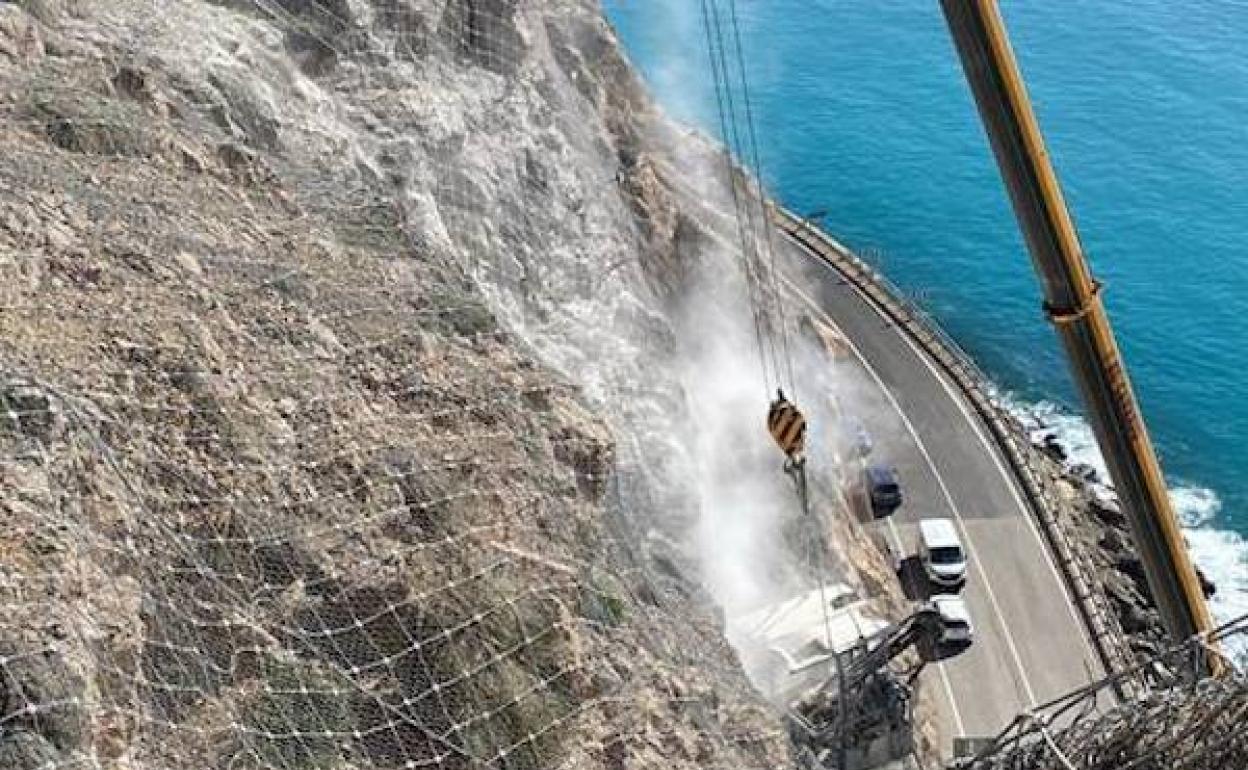 Obras de reparación en El Cañarete 