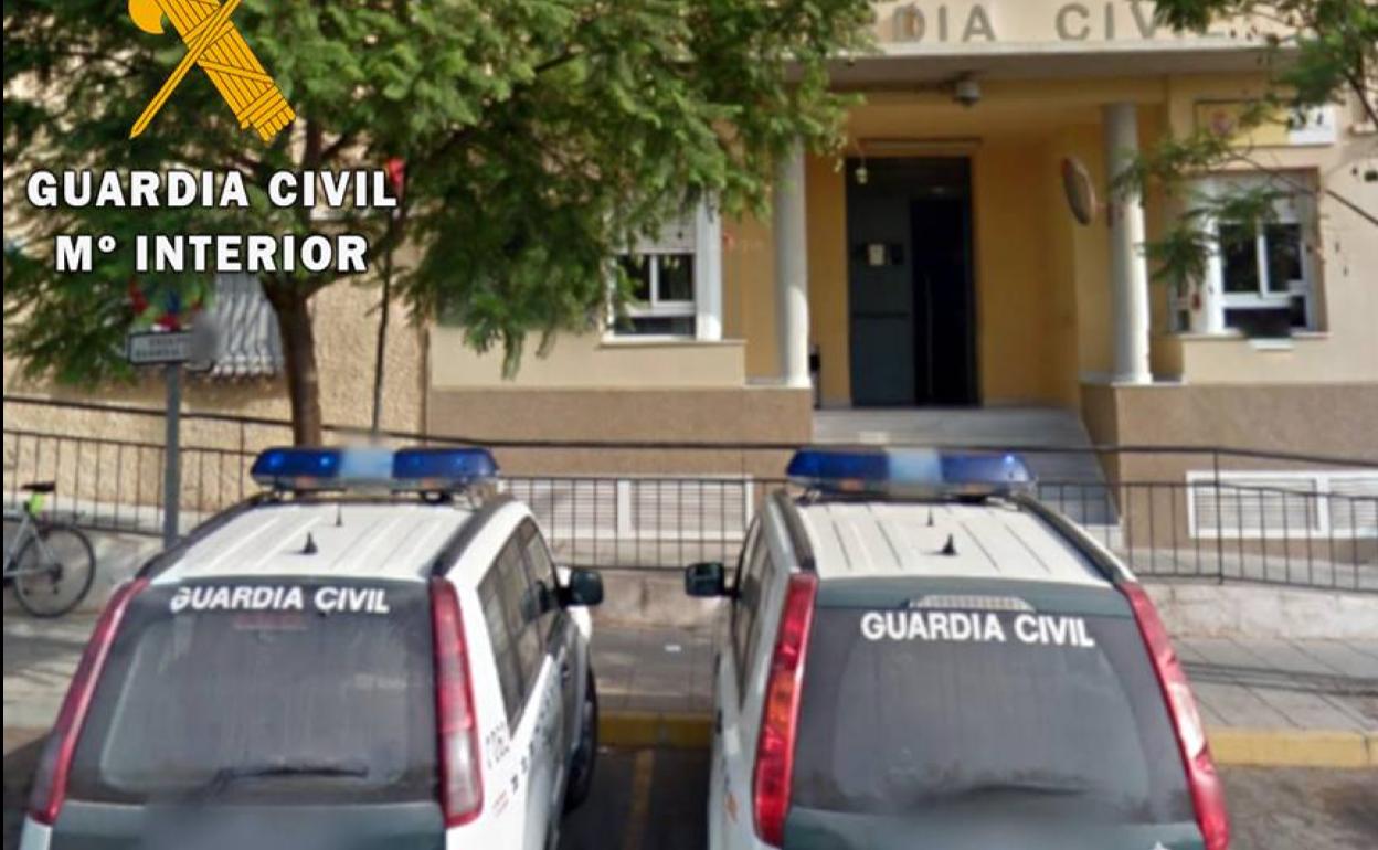 Detenido en Almería acusado de abusar de una mujer y robar en su casa tras agredirla a ella y a una amiga