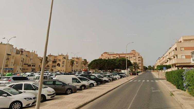Fallece un motorista tras sufrir un accidente en Roquetas de Mar
