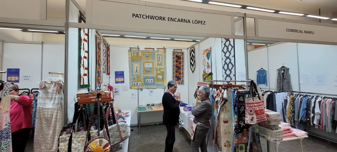 Así es la Feria Outlet del comercio local de Roquetas