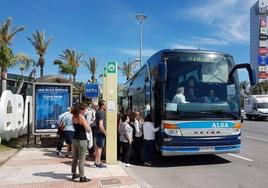 Amat acelera para poder dejar listo el contrato del bus antes de las elecciones