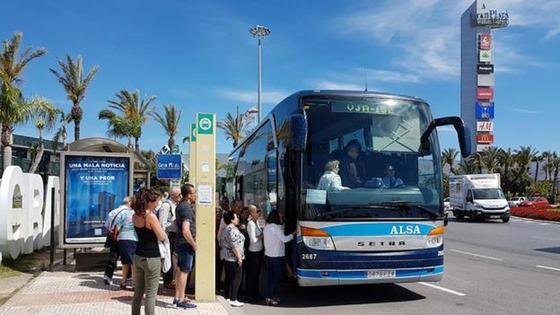 Amat acelera para poder dejar listo el contrato del bus antes de las elecciones