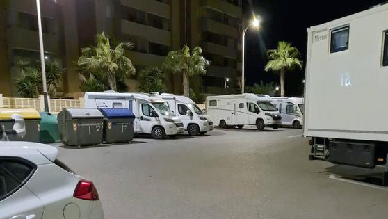 El PSOE exige a Amat que haga cumplir la Ordenanza de autocaravanas
