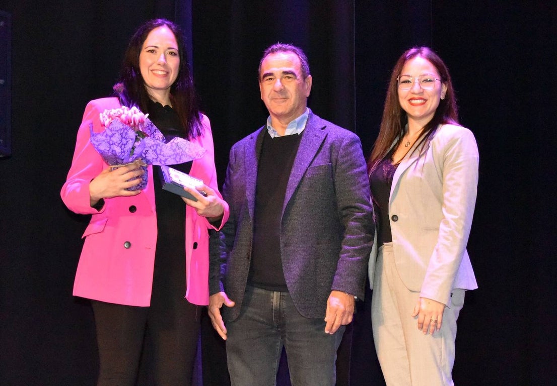 Testimonios y homenajes en la primera Gala de la Mujer de La Mojonera