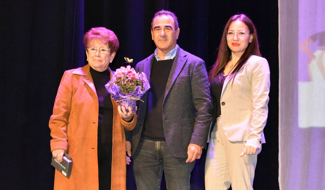 Testimonios y homenajes en la primera Gala de la Mujer de La Mojonera