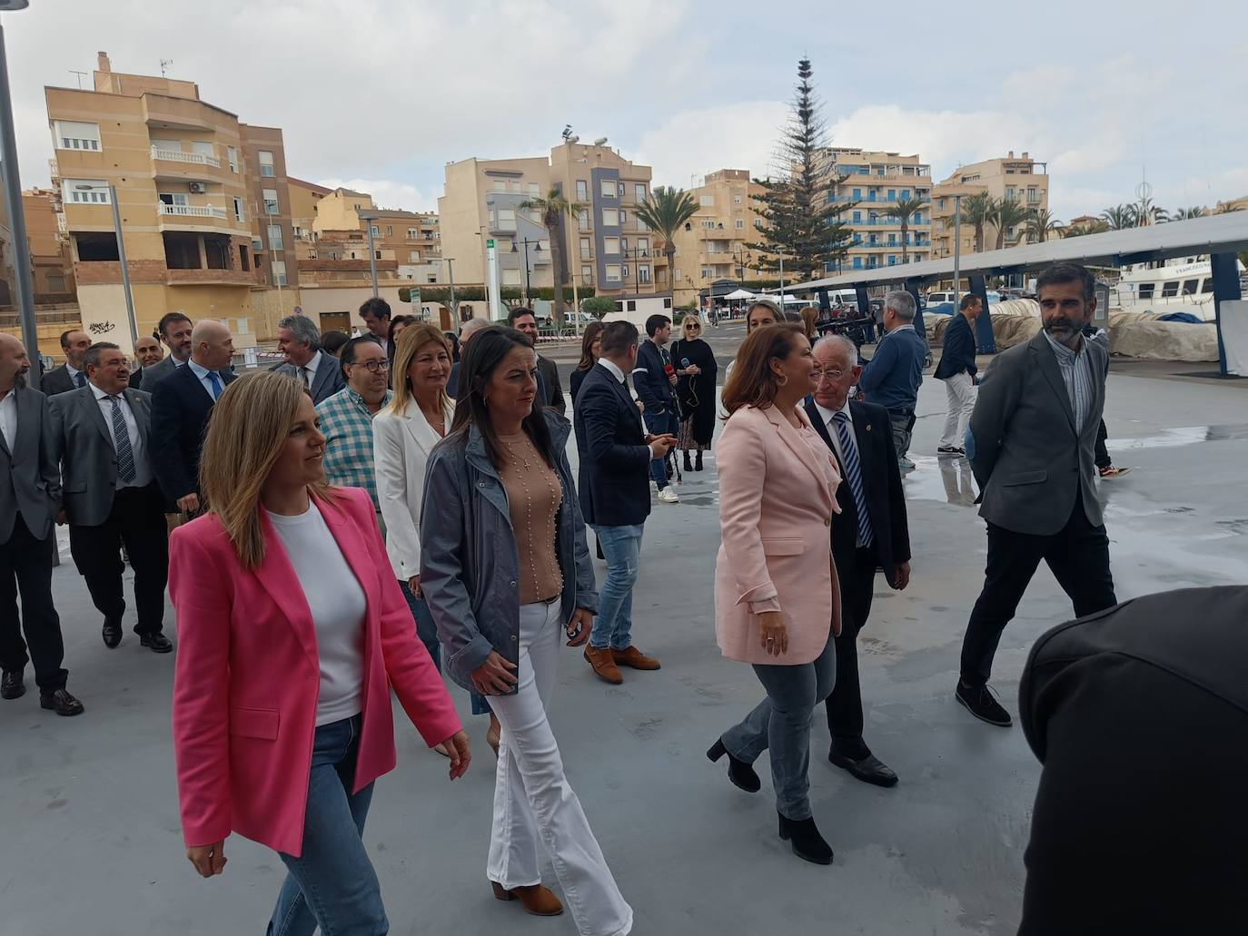 Roquetas ya tiene su nueva lonja lista para un uso pesquero y turístico