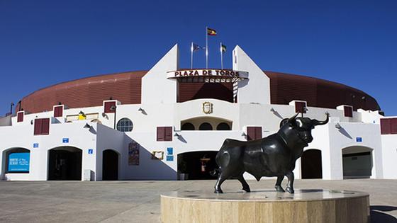 Siete heridos en una pelea multitudinaria en un local de copas de la Plaza de Toros
