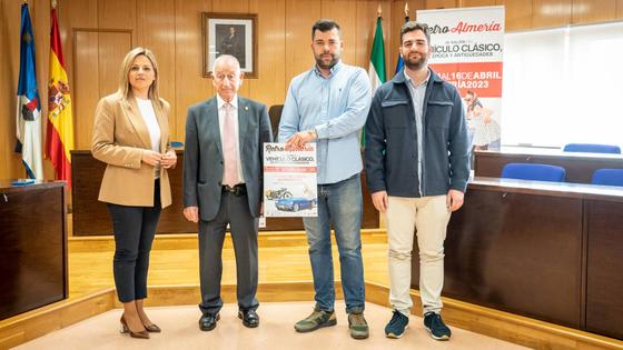 Aguadulce acogerá en abril la tercera edición del Salón del Vehículo Clásico