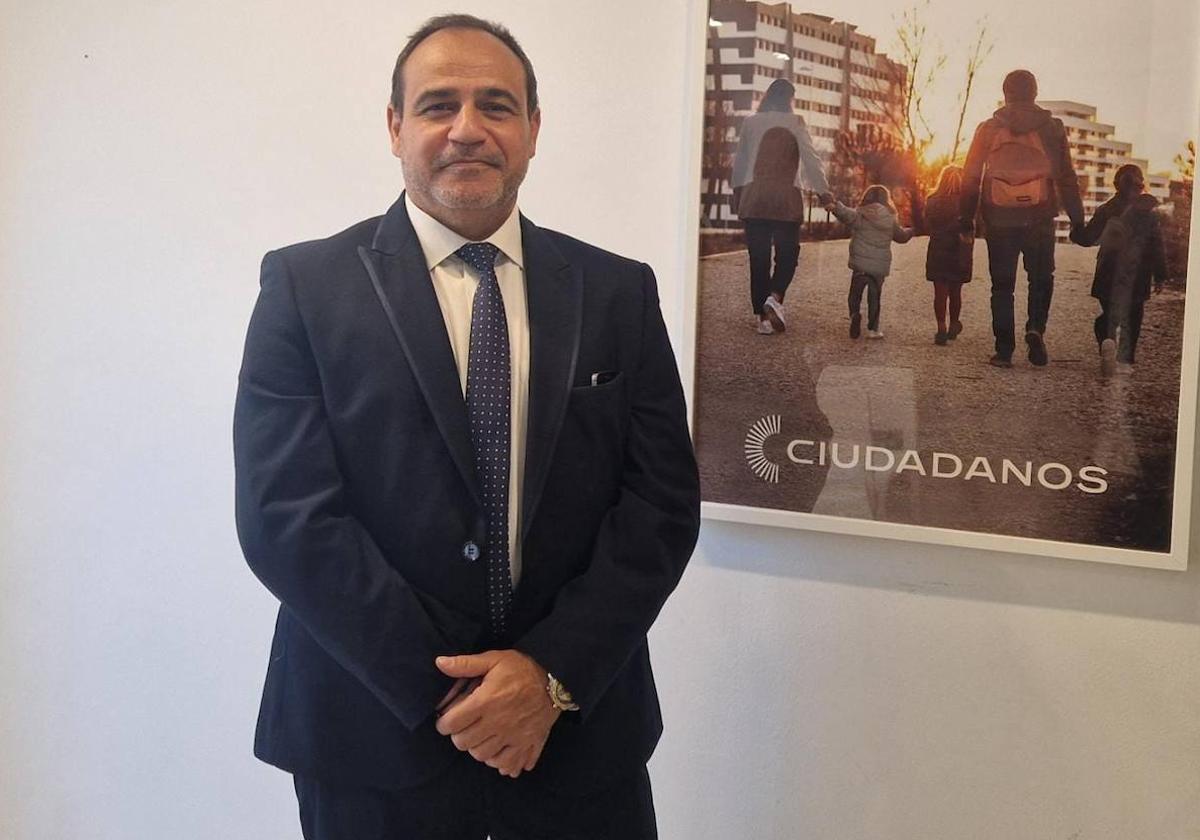 Víctor Ramos encabeza la candidatura de Ciudadanos en Vícar