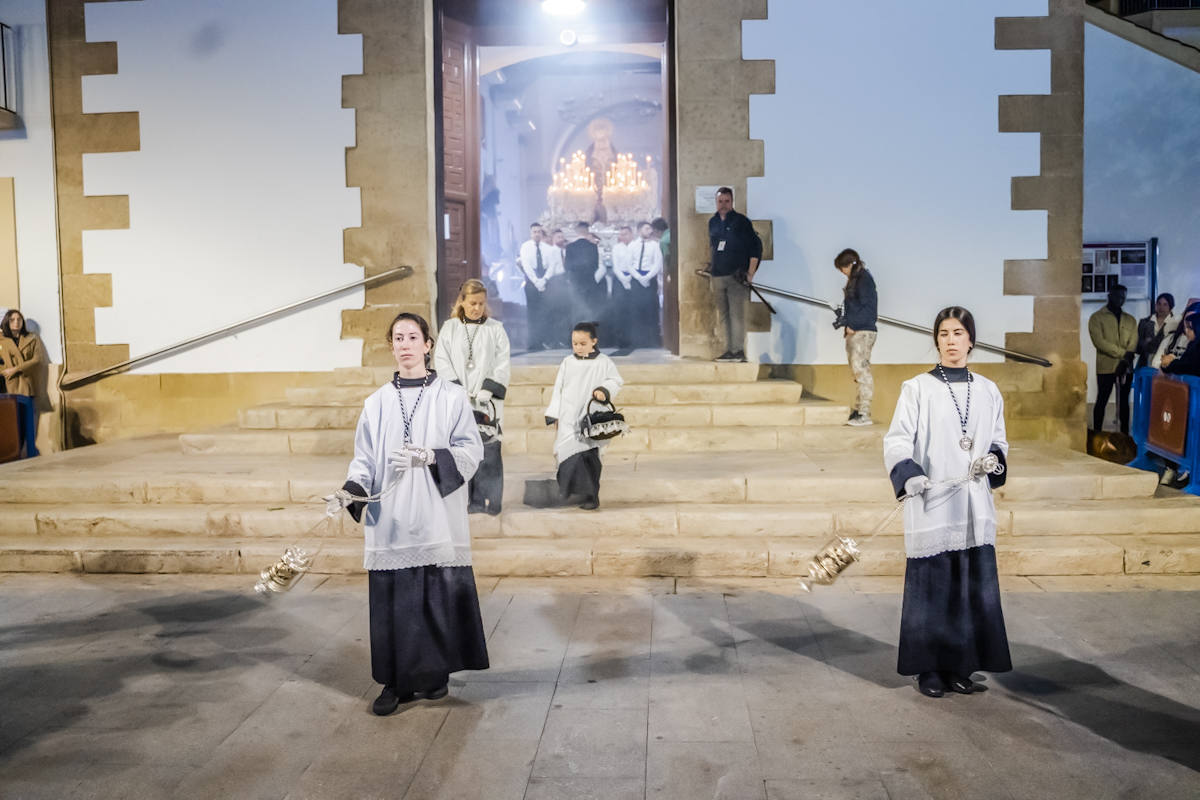 La Soledad llenó de emoción las calles de Roquetas