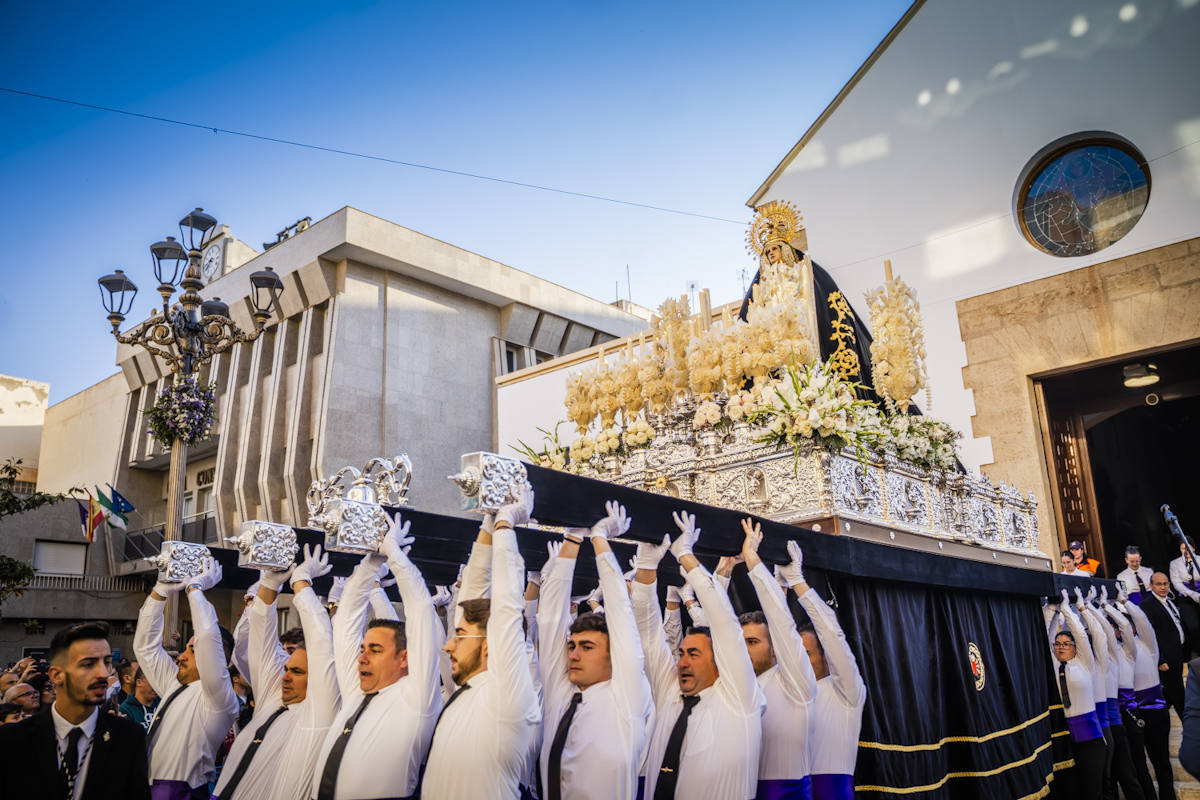 Las imágenes de la procesión del Santo Entierro y María Santísima de los Dolores