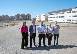El PSOE afea a Moreno Bonilla la falta de inversiones educativas en Roquetas