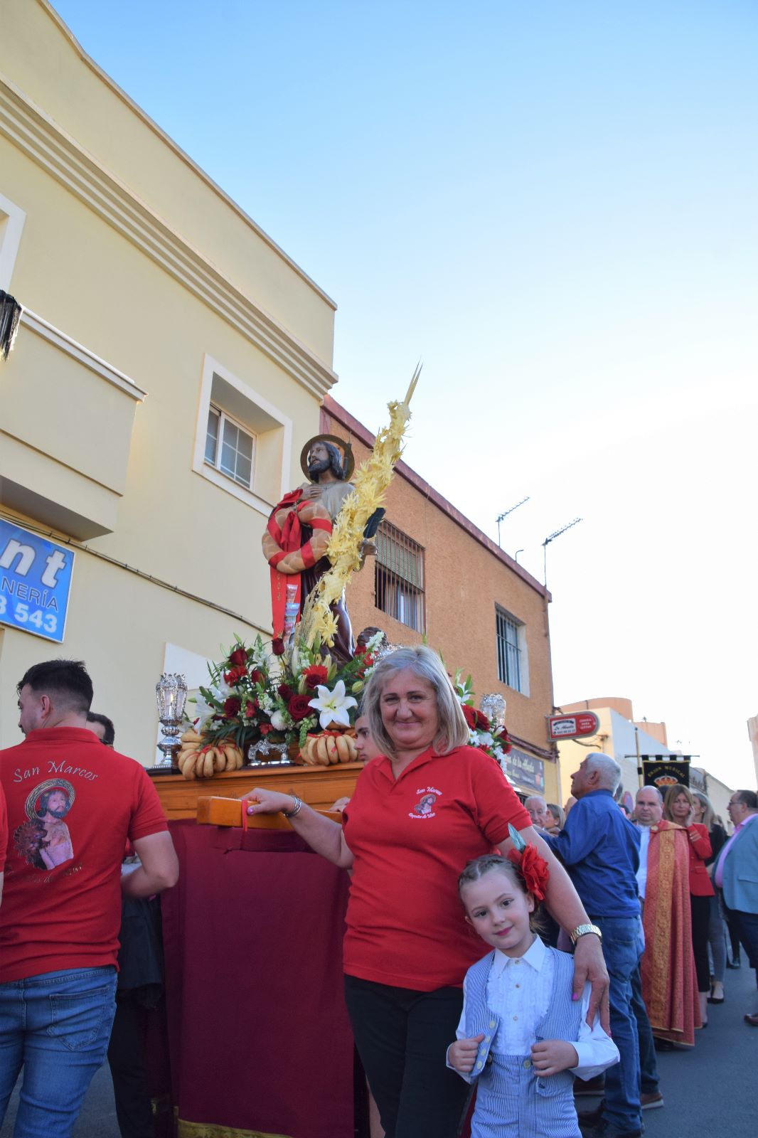 San Marcos procesiona por las calles de Roquetas