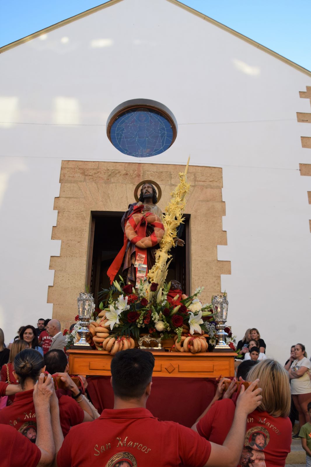 San Marcos procesiona por las calles de Roquetas