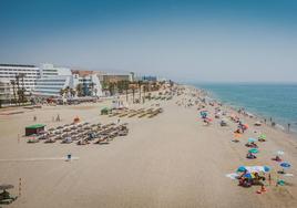 Adjudicada la instalación de zonas de sombra y pasarelas de las playas
