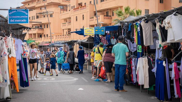 Abierto el plazo para solicitar alguno de los 50 puestos vacantes del mercadillo