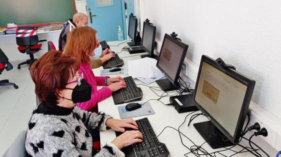 La Mojonera renueva la subvención para mantener abierto el Guadalinfo