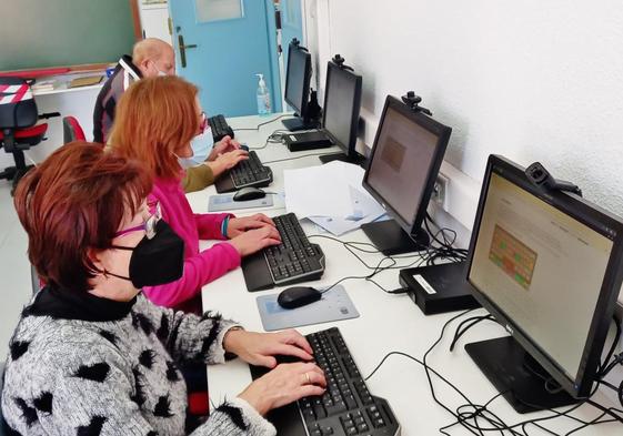 La Mojonera renueva la subvención para mantener abierto el Guadalinfo