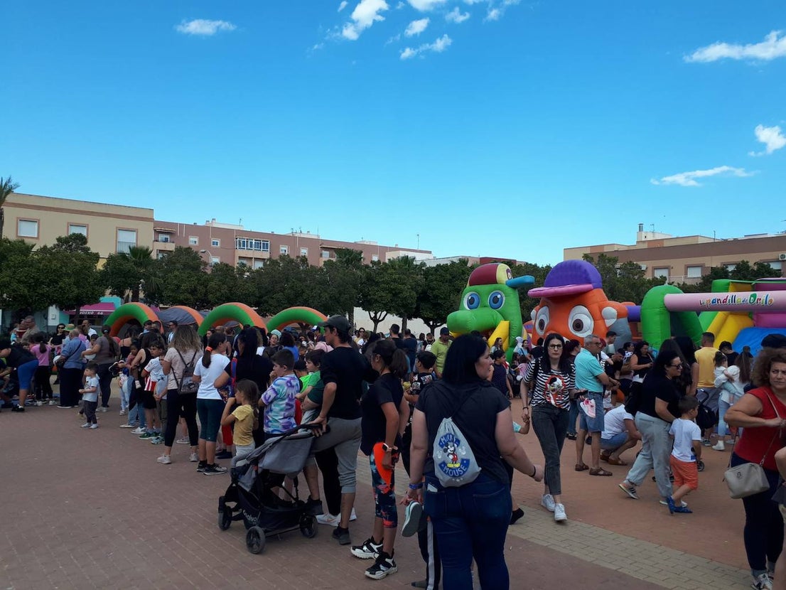 Vícar celebra el Día de las Familias con numerosas actividades