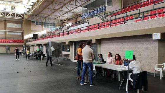 El segundo avance mantiene la participación con un muy ligero descenso en Roquetas y Vícar