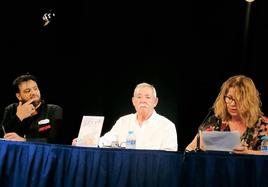 Luis Caparrós: «La política y la enseñanza me ayudaron a conocer al ser humano»