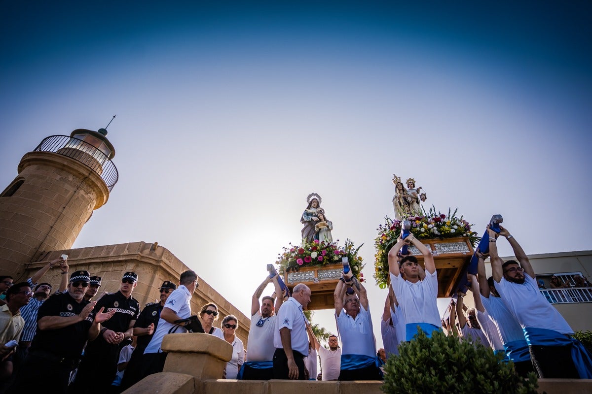 Procesión en las fiestas patronales de Roquetas de Mar.