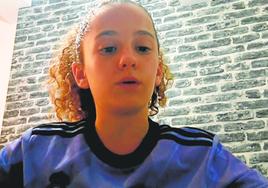 La denuncia viral de una niña le permite jugar con sus compañeros al fútbol