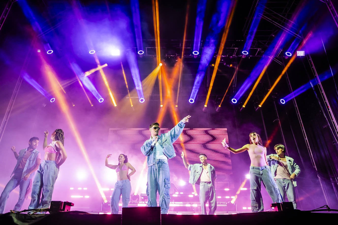 Abraham Mateo inunda Roquetas