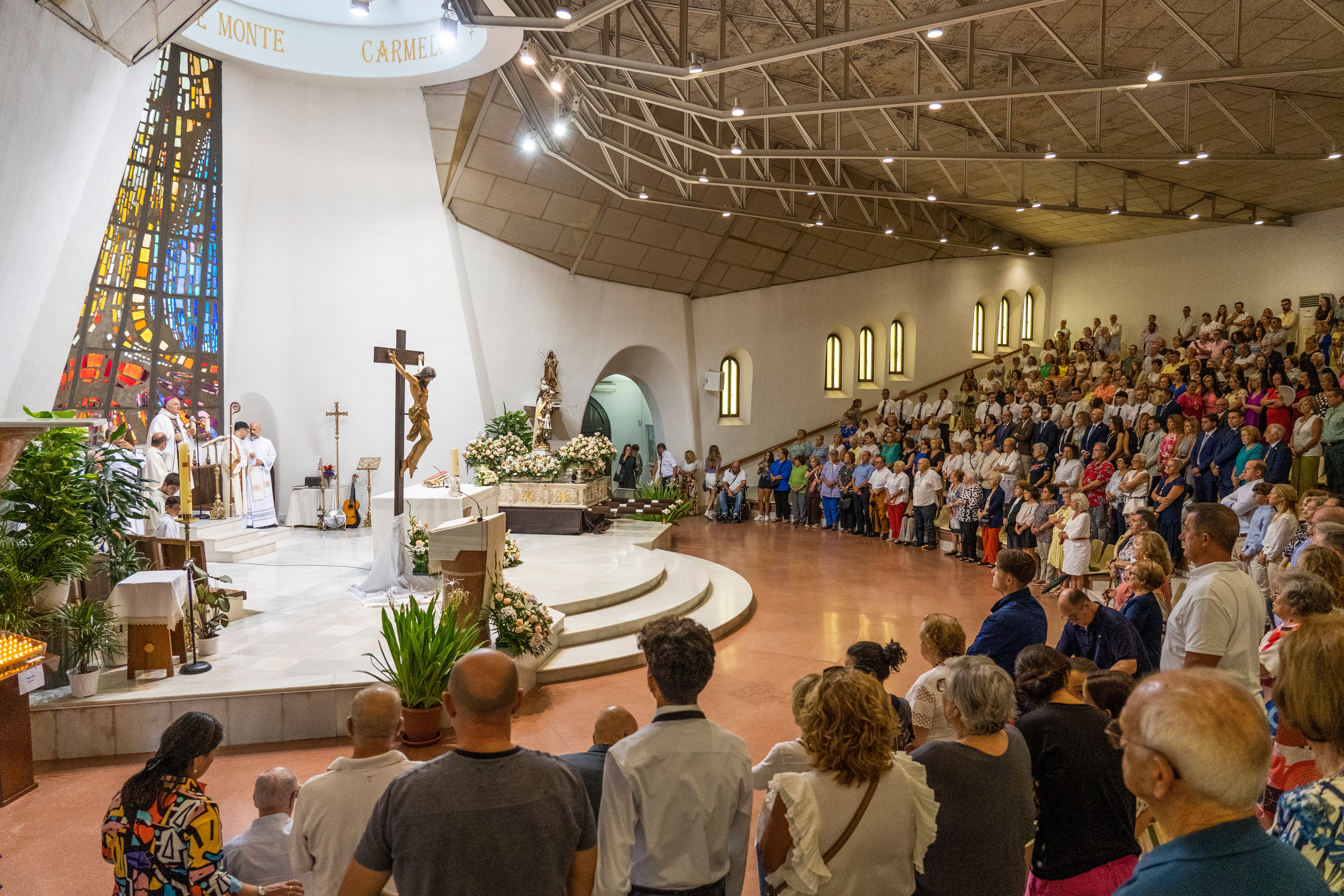 La Virgen del Carmen reúne a sus fieles en la procesión de Aguadulce
