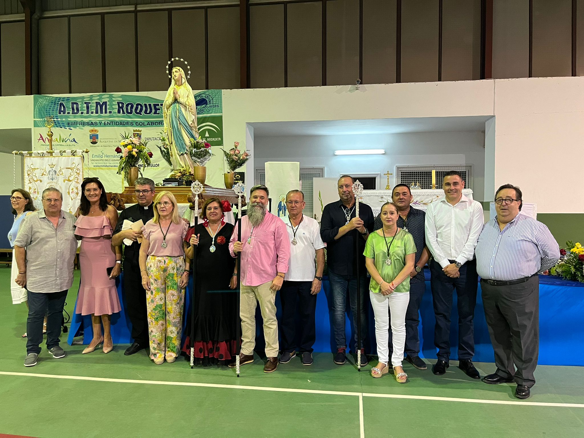El barrio de La Gloria finaliza sus festejos en honor a la Virgen de Lourdes