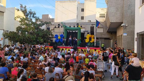 Roquetas inició sus festejos con talleres, tapeo y atracciones