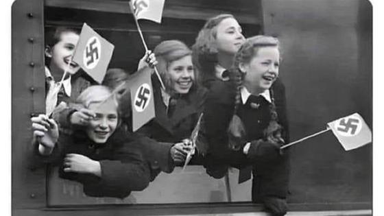 La Junta abre un expediente a la edil popular de La Mojonera que comparó el nazismo con el movimiento Lgtbi