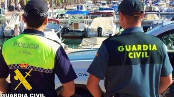 Detenido tras una persecución en el paseo marítimo de Aguadulce
