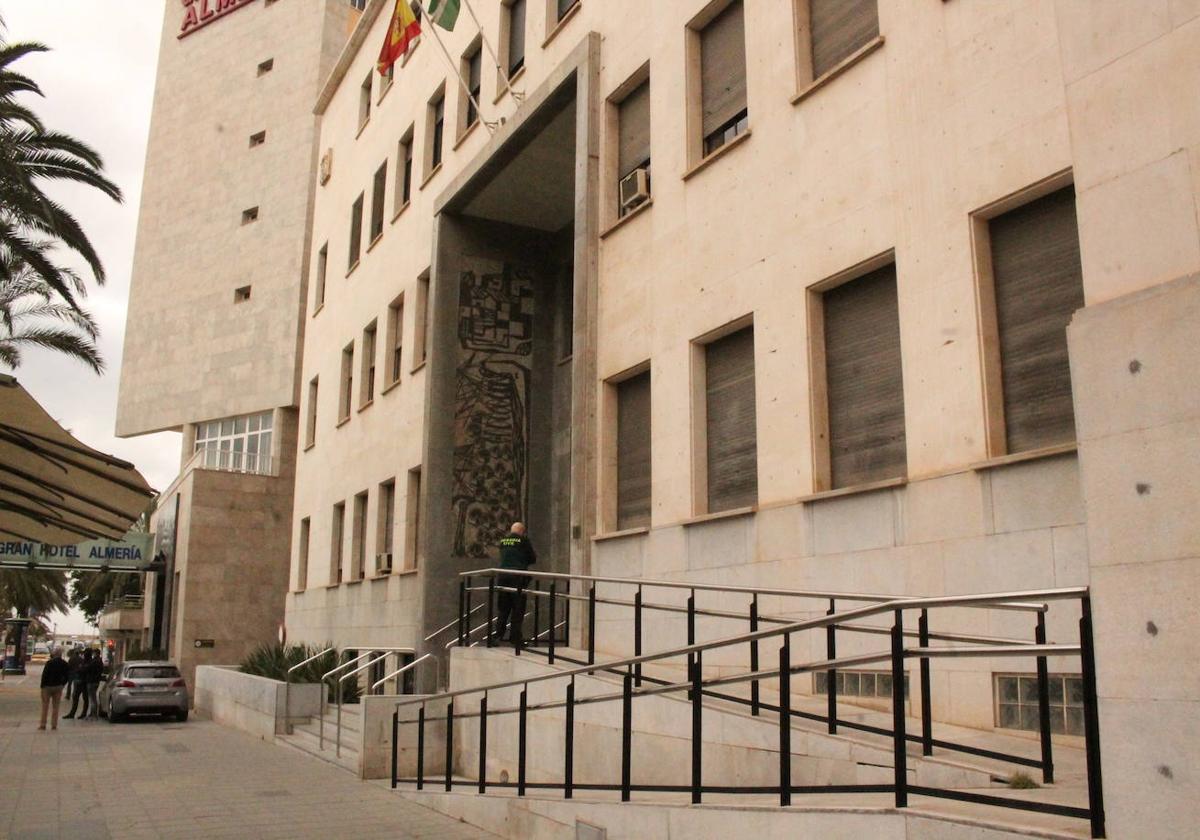 El móvil sitúa al acusado de matar a su expareja en la zona del crimen y no en la playa, según la Guardia Civil