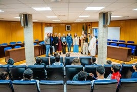 Imagen grupal de las personas premiadas en las iniciativas.