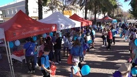 Vícar realizó una marcha solidaria por esta enfermedad.