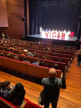 Varios centenares de niños asistieron a las charlas en el Auditorio.