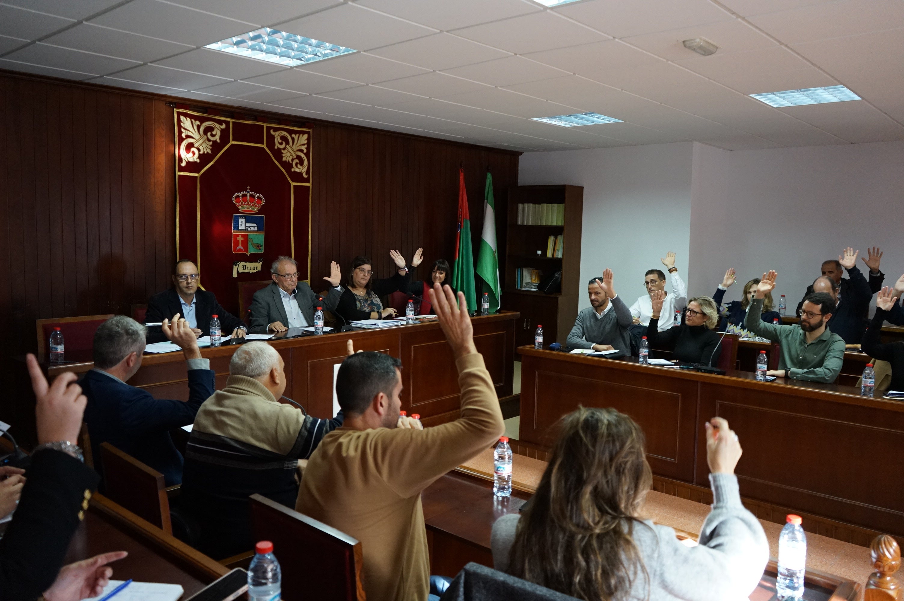 Imagen del último pleno ordinario realizado en el Ayuntamiento de Vícar.