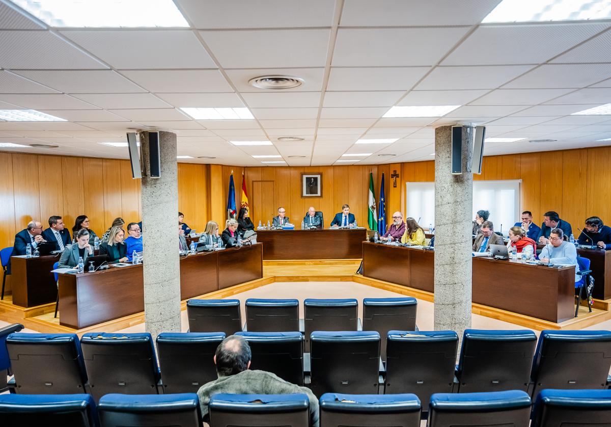 El pleno ordinario del pasado jueves, el último del año, contó con una gran variedad de propuestas por parte de la oposición y del equipo de Gobierno.