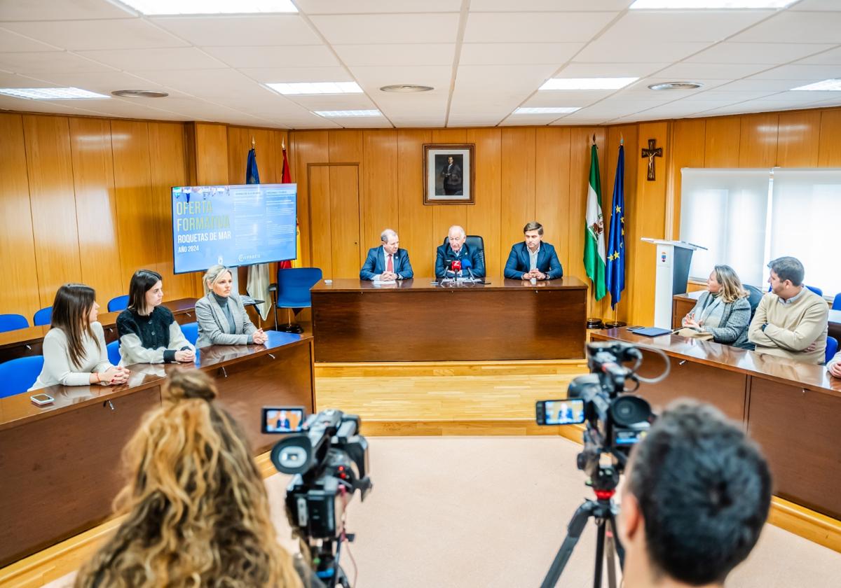 Roquetas contará con cursos de formación sanitaria para la búsqueda de empleo