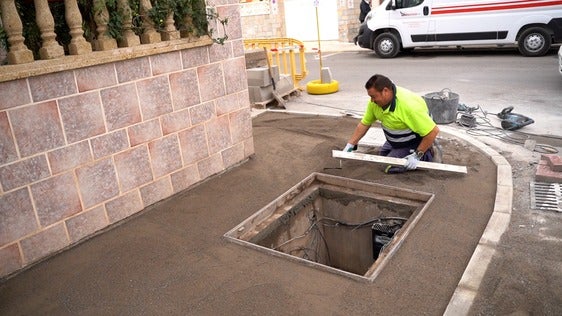 Roquetas prosigue con los trabajos de mejora de calles