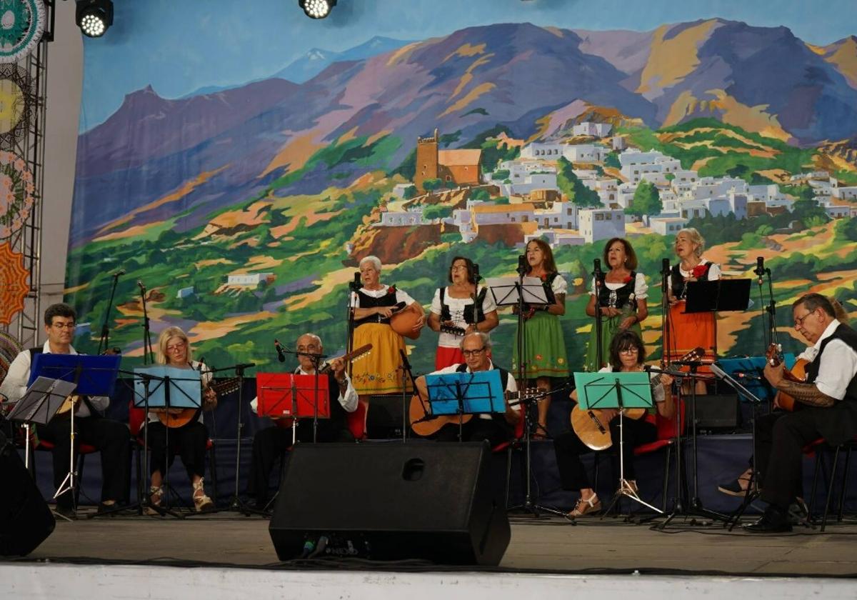 Uno de los grupos de música que participó en el Festival de la Alpujarra del pasado verano.