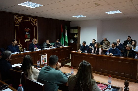 Imagen de la última sesión plenaria en el Ayuntamiento vicario.