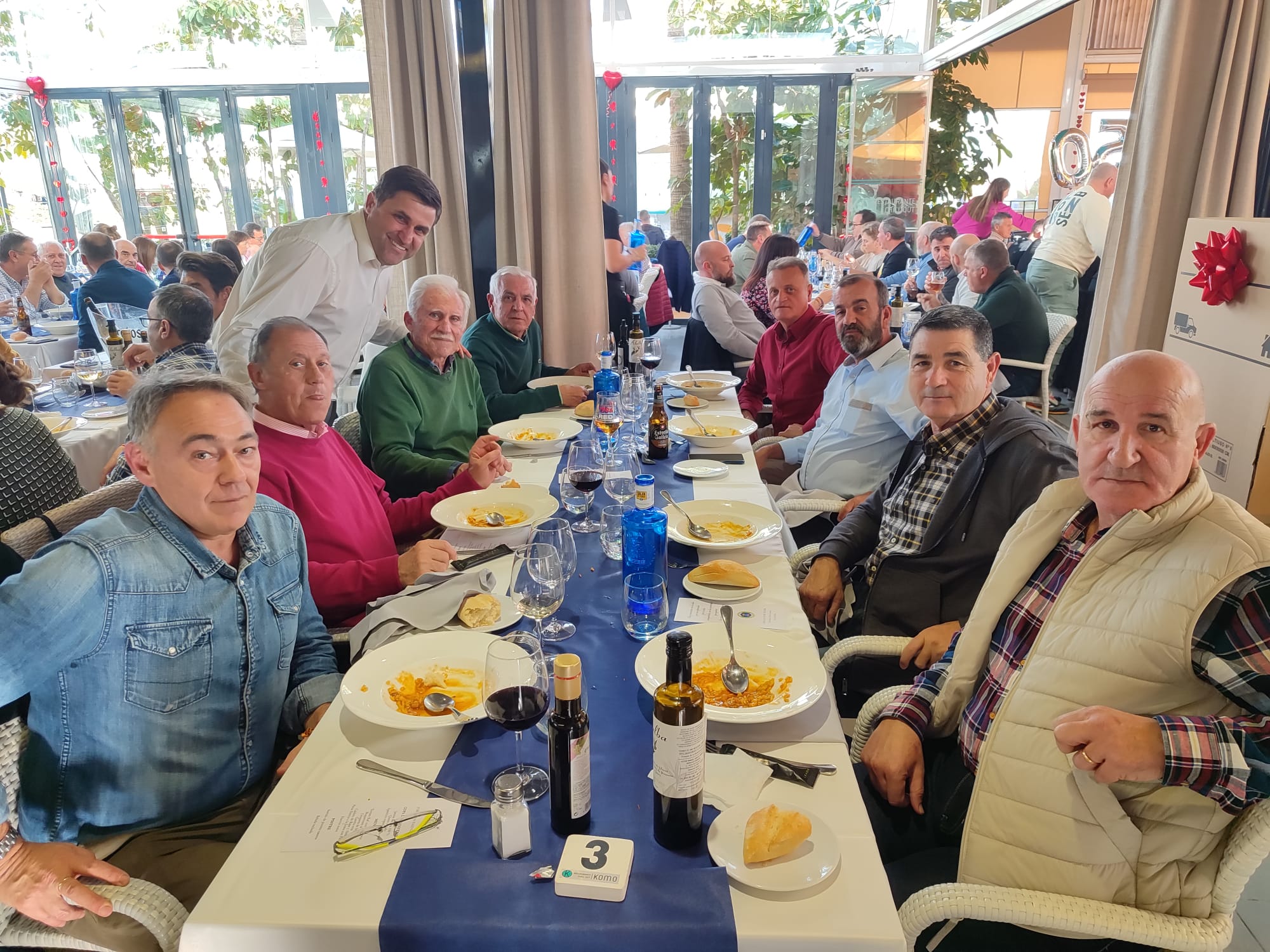 Las imágenes de la despedia de Francisco García, un policía único en Roquetas