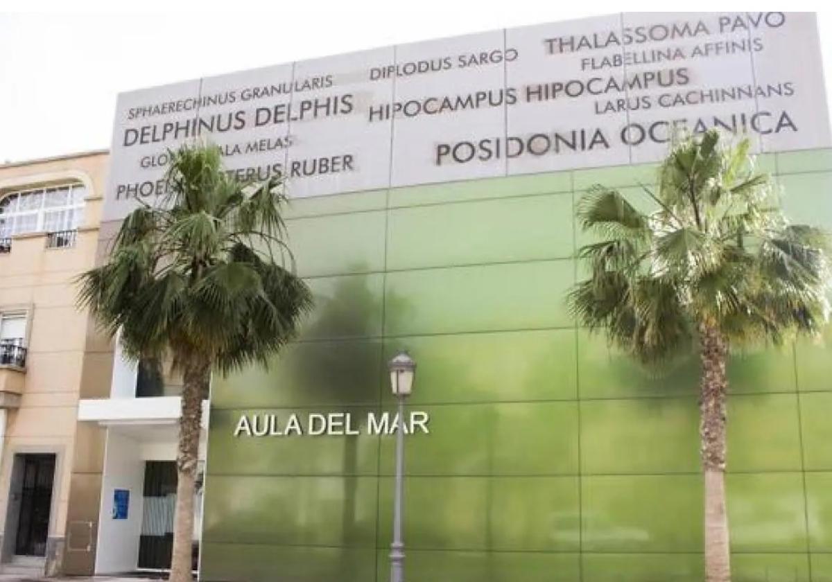 Imagen del aula del mar en Roquetas.