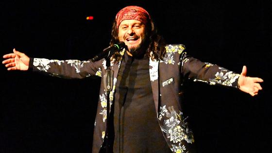 Dos horas de éxitos en el concierto de El Arrebato
